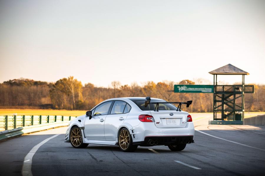  Subaru WRX STI S209 2019 года  (NA) (фото 2 из 44)